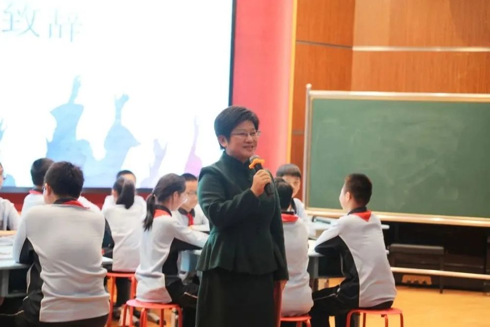 d880a19f-1e07-44f5-8410-9221f2e6199c d880a19f-1e07-44f5-8410-9221f2e6199c