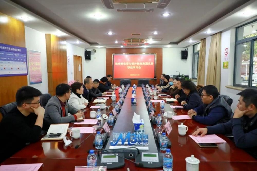 0fdb7717-dd7a-45d5-b684-b808f8cd9b31