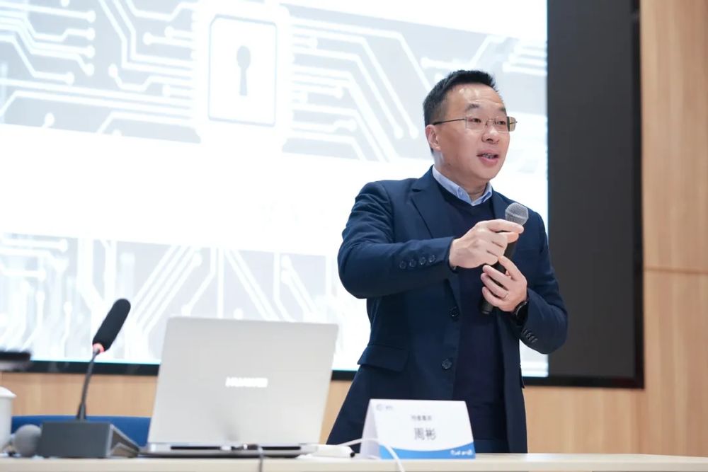 6f239c65-33fc-4ff7-ab5c-887c7b3e915b 6f239c65-33fc-4ff7-ab5c-887c7b3e915b