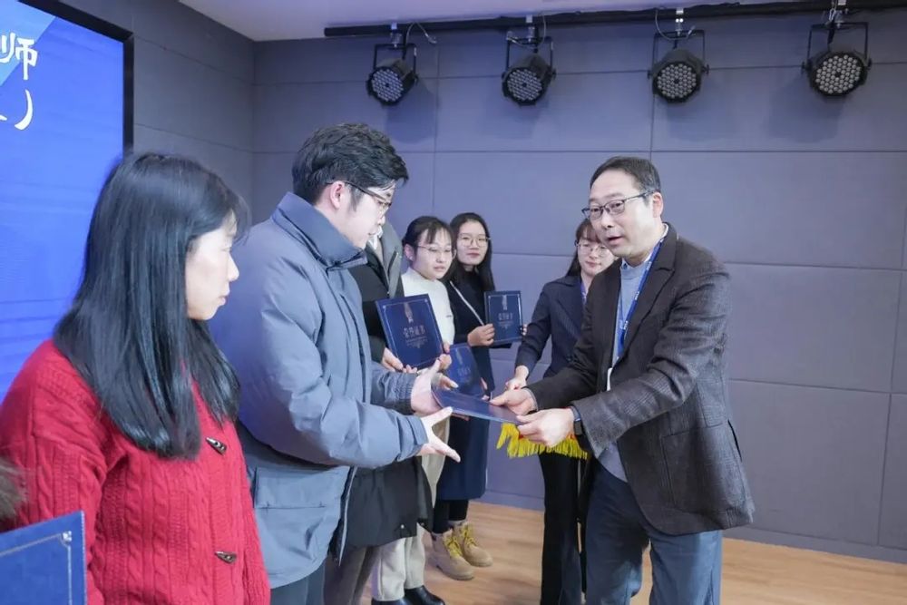 43accd9b-9dba-4b63-a42d-bf60c2dc1b40 43accd9b-9dba-4b63-a42d-bf60c2dc1b40