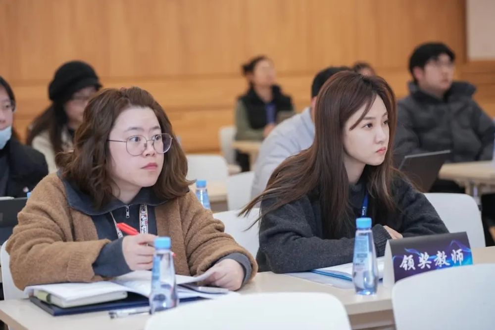 ae15bcd0-17c7-45c1-b226-d71fb0f9db41 ae15bcd0-17c7-45c1-b226-d71fb0f9db41