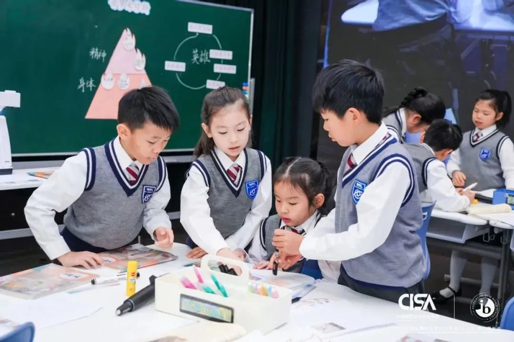 a33bdab7-4520-404c-ae91-b5e553c77108 a33bdab7-4520-404c-ae91-b5e553c77108