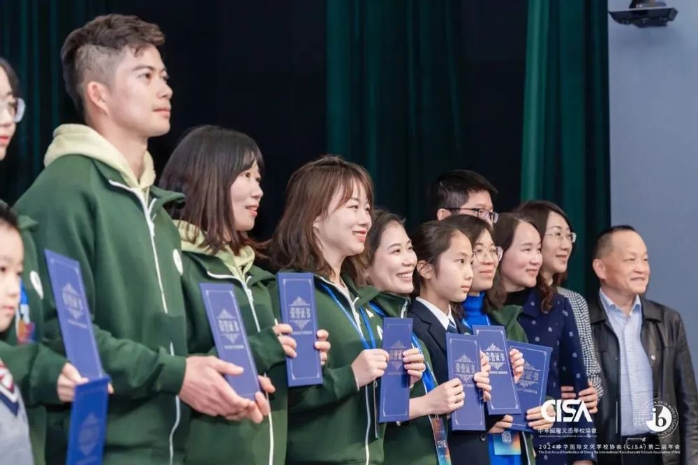 cba3c0e4-738c-4555-ba78-5e377a8bb5af cba3c0e4-738c-4555-ba78-5e377a8bb5af