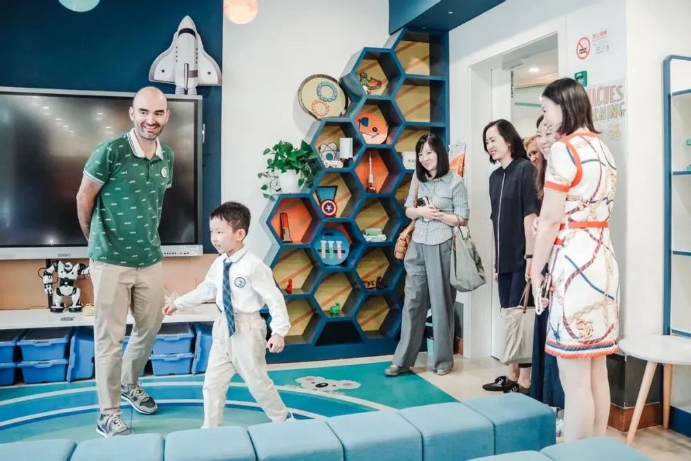 92c5e0d8-58d0-4b38-9902-cdc14d9c39f9 92c5e0d8-58d0-4b38-9902-cdc14d9c39f9