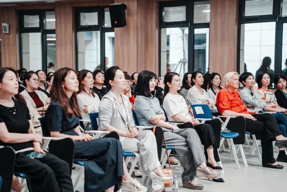 cfcac05c-e29c-4763-9cd2-1278f1ac81a6 cfcac05c-e29c-4763-9cd2-1278f1ac81a6