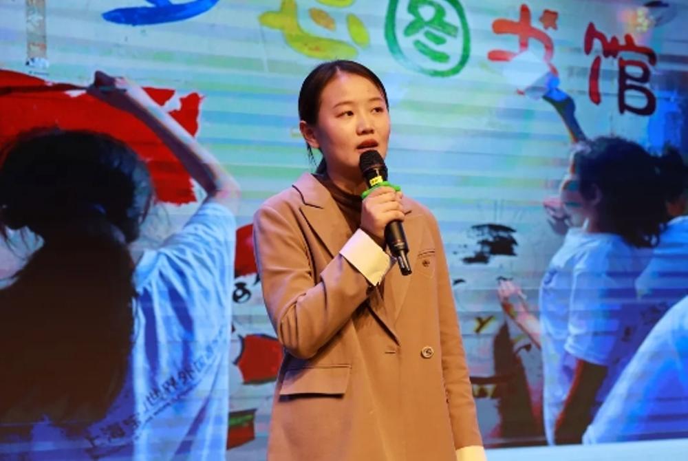 edea219c-8f7c-4cd4-aba3-3593f0e70517 edea219c-8f7c-4cd4-aba3-3593f0e70517