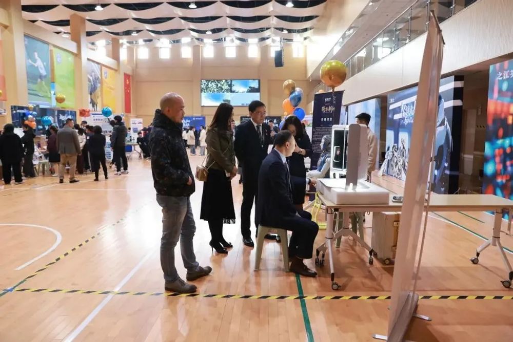 7d614c3e-fbf6-4f2f-8d6a-e02861978afd 7d614c3e-fbf6-4f2f-8d6a-e02861978afd