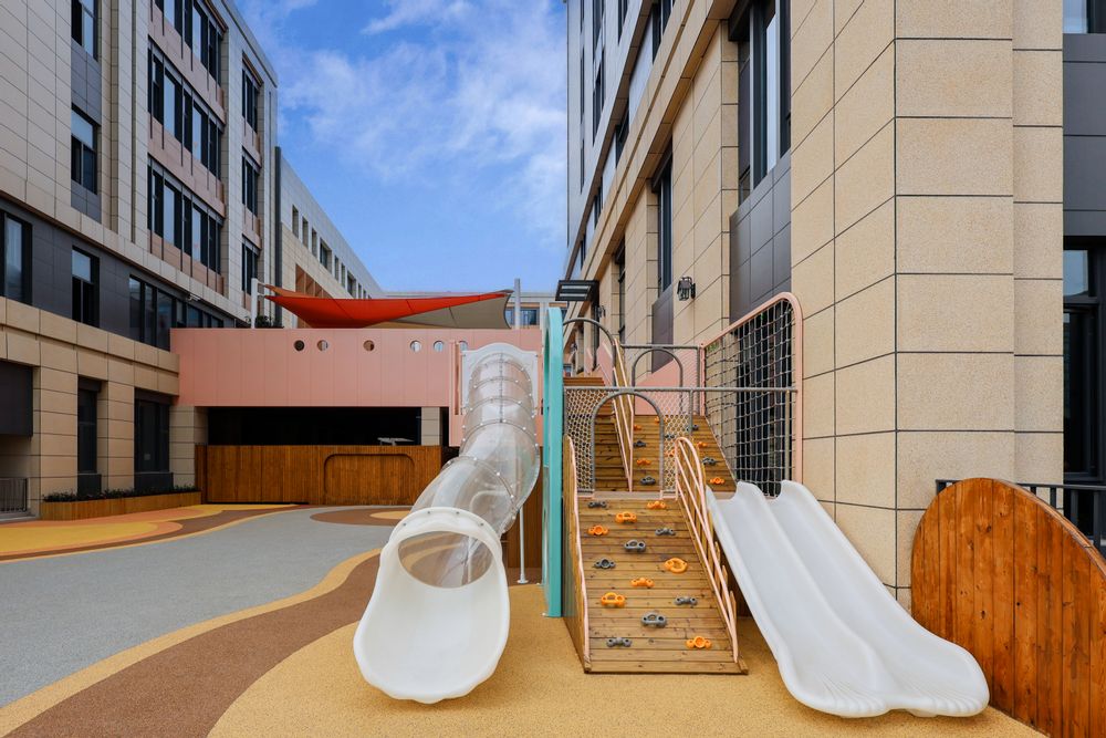 242c95d5-1f3c-4ffa-be17-11cbd12c3c68 242c95d5-1f3c-4ffa-be17-11cbd12c3c68