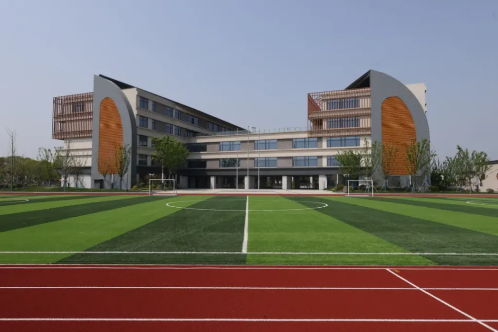 ��ӿ�������Ϻ��������ٲ�cbin99ѧУ��ӭ�����������к���ɫ��